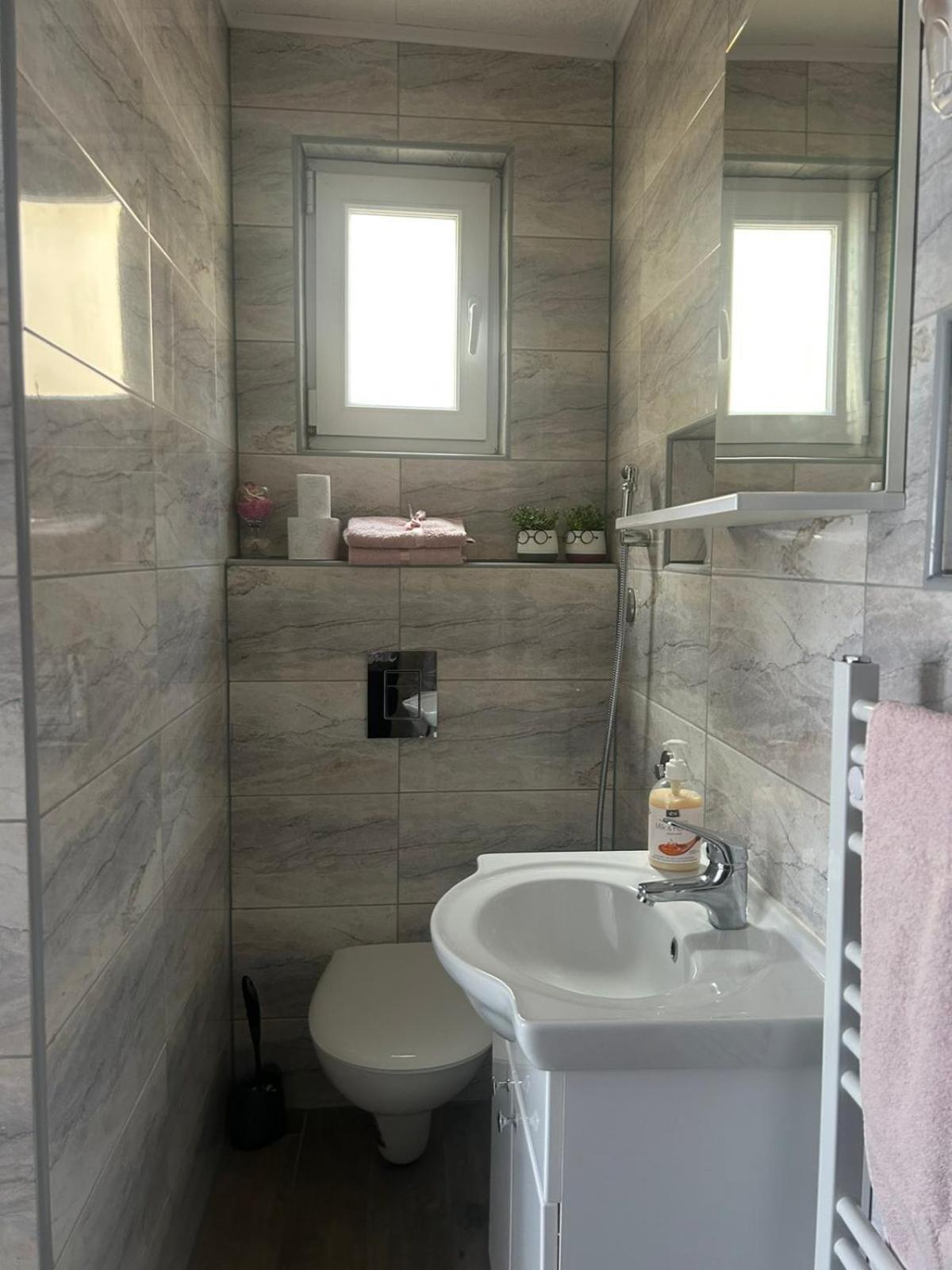Naid Apartmani Kulen Vakuf Extérieur photo