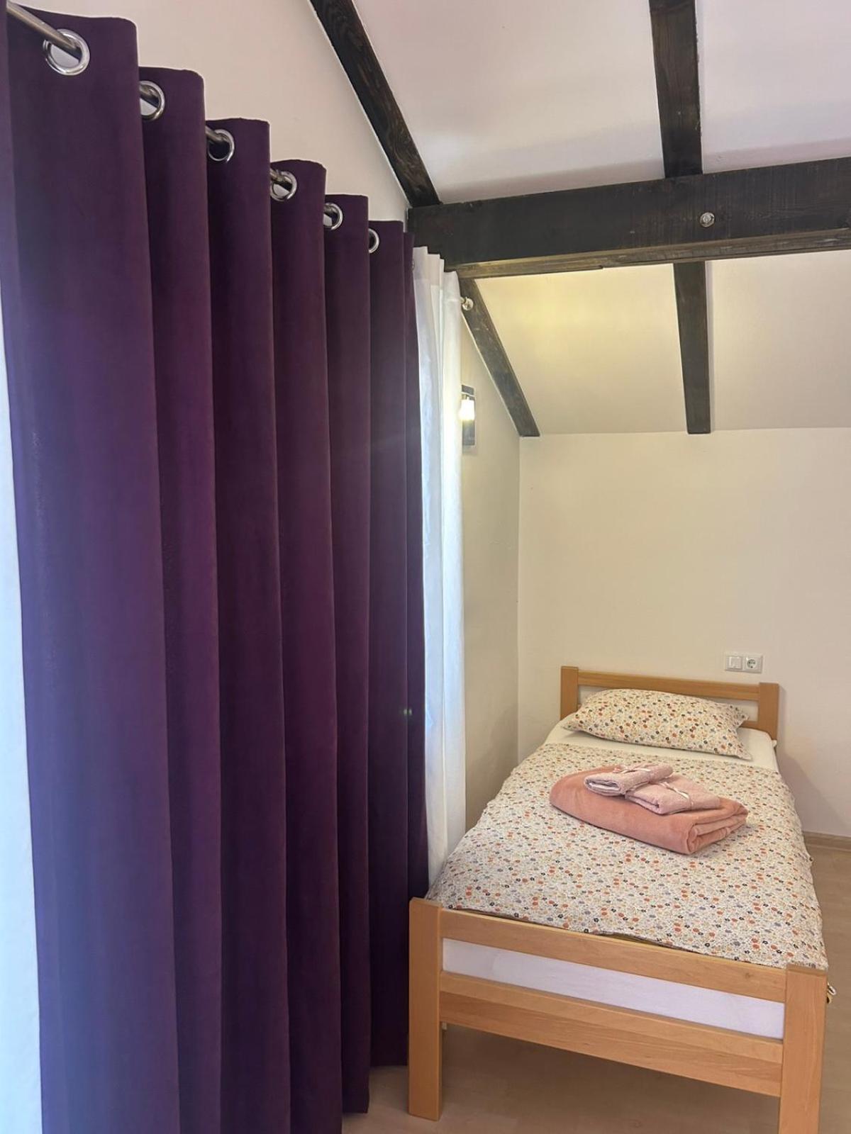 Naid Apartmani Kulen Vakuf Extérieur photo
