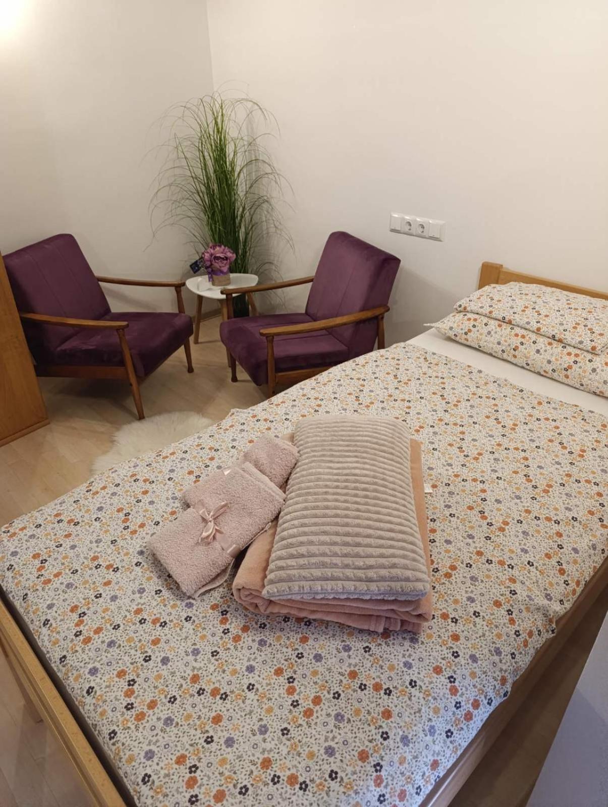 Naid Apartmani Kulen Vakuf Extérieur photo