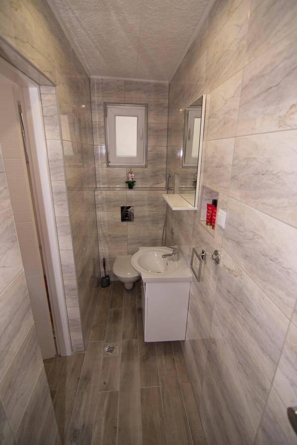 Naid Apartmani Kulen Vakuf Extérieur photo