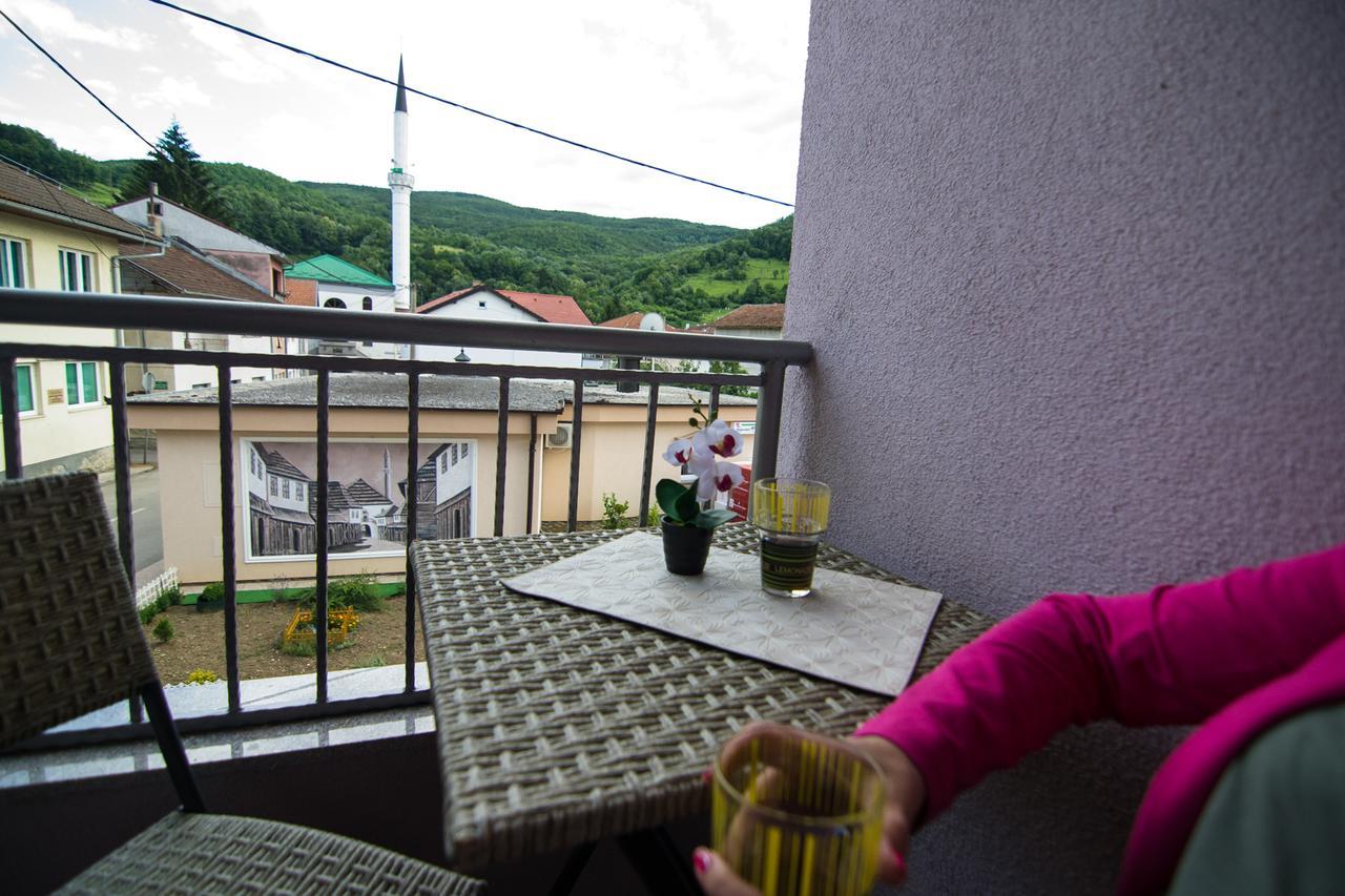 Naid Apartmani Kulen Vakuf Extérieur photo