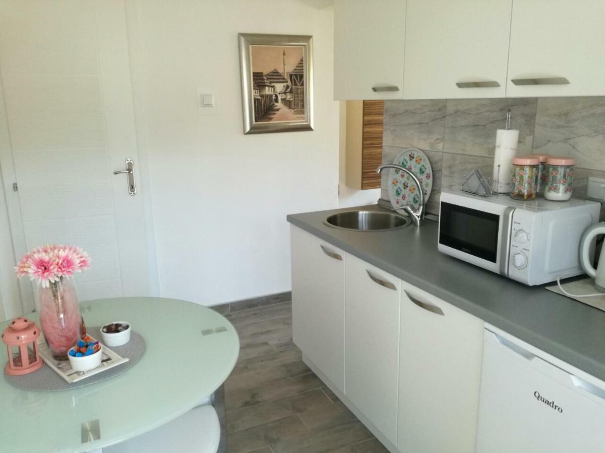 Naid Apartmani Kulen Vakuf Extérieur photo